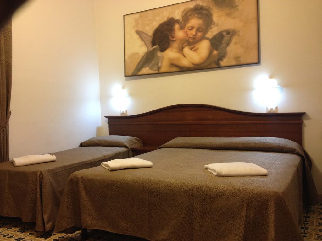 Guesthouse Alex II Rome Room photo